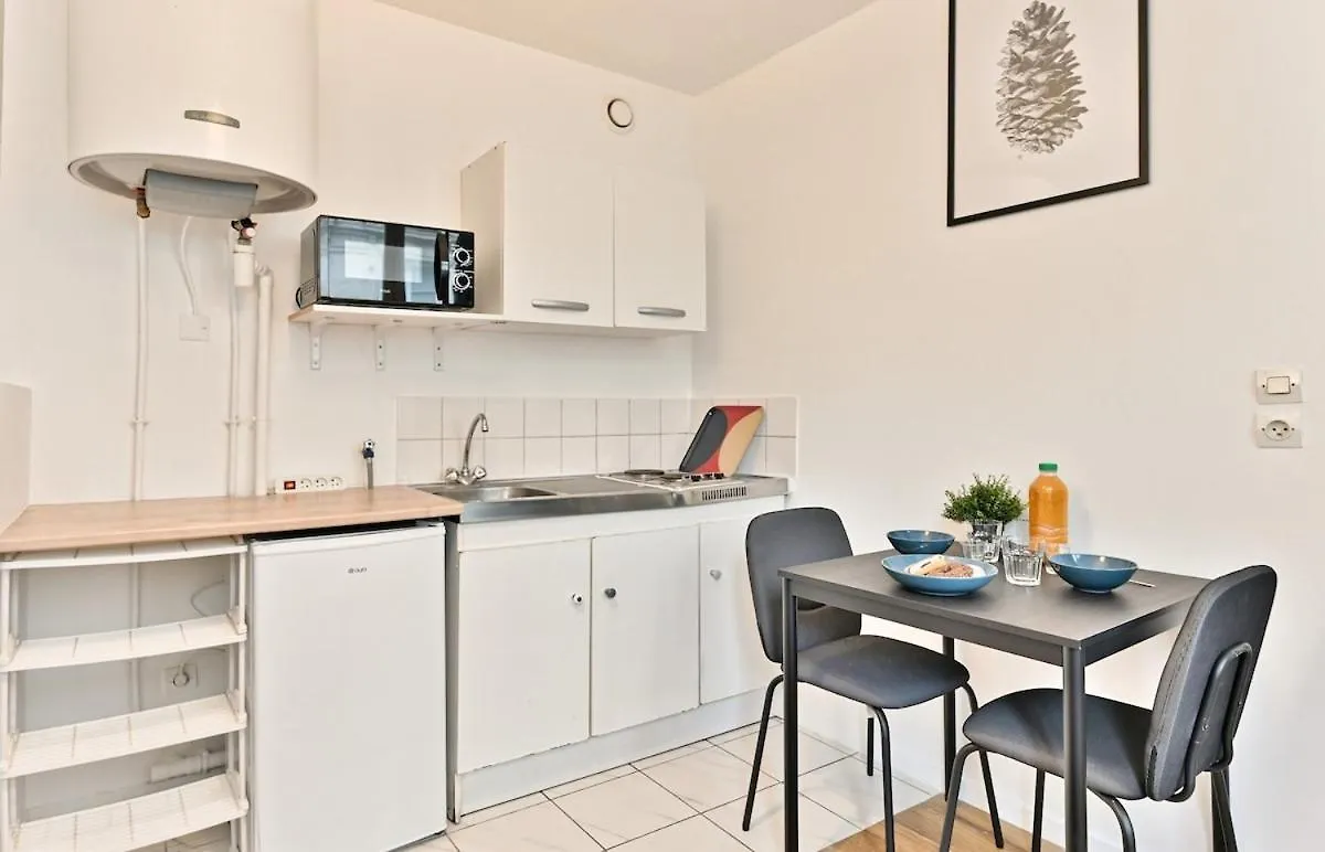 Apartment Near Mairie Paris 10Eme - III 0*,