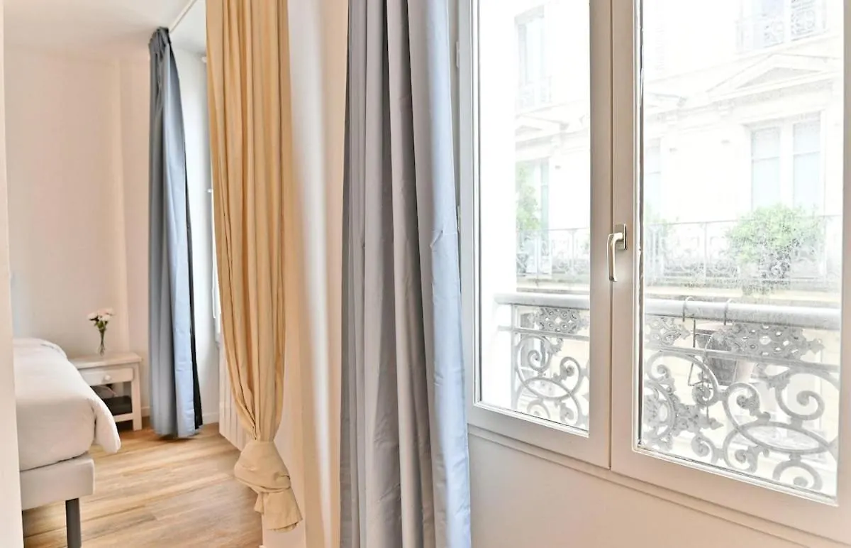 Apartment Near Mairie Paris 10Eme - III